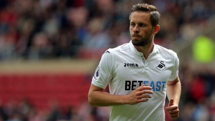 米体记者：我对迈尼昂续约进展很意外，两三个月前还不太可能