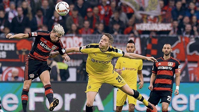 意甲-萨勒马科尔斯破门莱奥点射 米兰2-2平帕尔马 [米兰帕尔马]