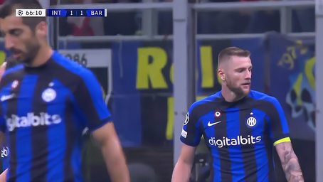 特雷杨连1个首轮都没换到！独行侠认清现实，浓眉换到期合同吧