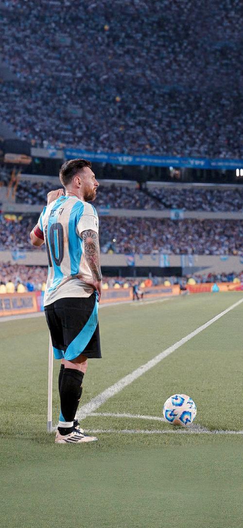 西甲最新积分战报：比利亚雷亚尔连胜紧追皇马 缩小与巴萨差距至4分