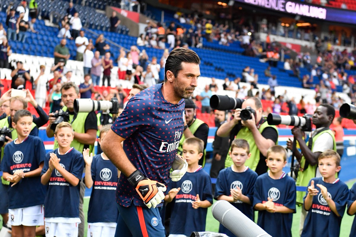 德天空：多特与克鲁塞罗就签普拉特斯达成一致，