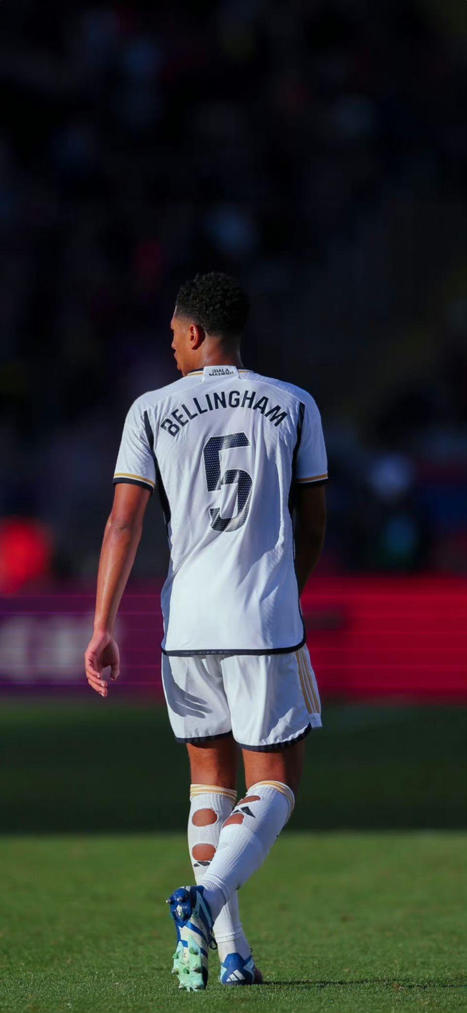 98-96！残阵对决惊现准绝杀，西亚卡姆21+8+6率队复仇绿军