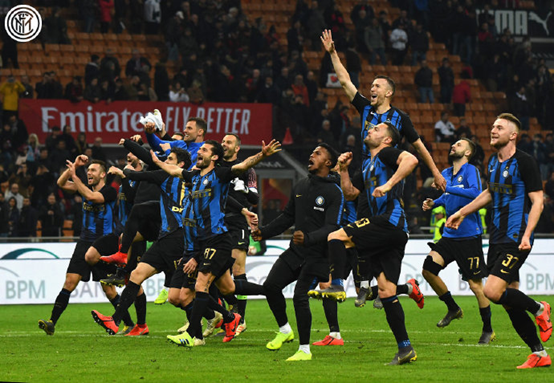 开拓者险胜火箭！湖人再败马刺，勇士胜